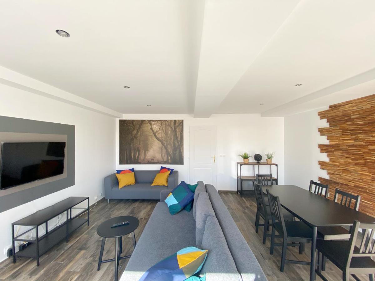 22 Chic & Cosy Grand Appart 92M2 Parking Gratuit Hypercentre Netflix Saint-Etienne  Eksteriør bilde