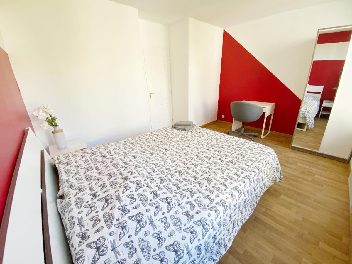 22 Chic & Cosy Grand Appart 92M2 Parking Gratuit Hypercentre Netflix Saint-Etienne  Eksteriør bilde